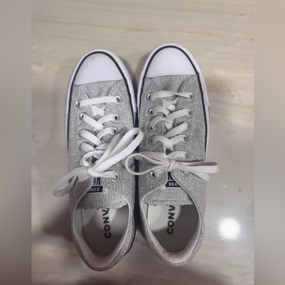 Converse - Picture 5 of 7